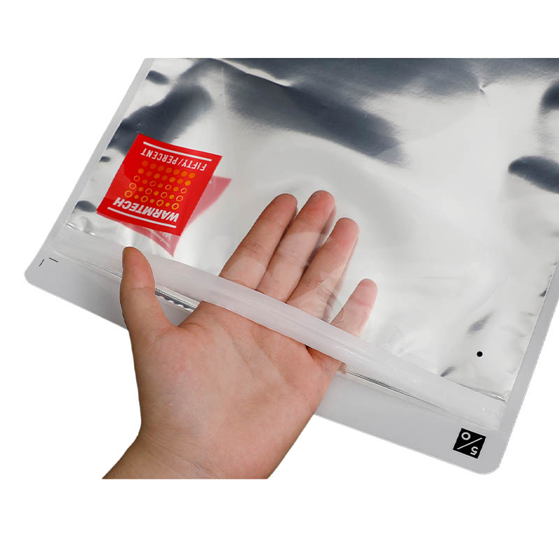 Aluminum-Coated Self-Sealing Bags