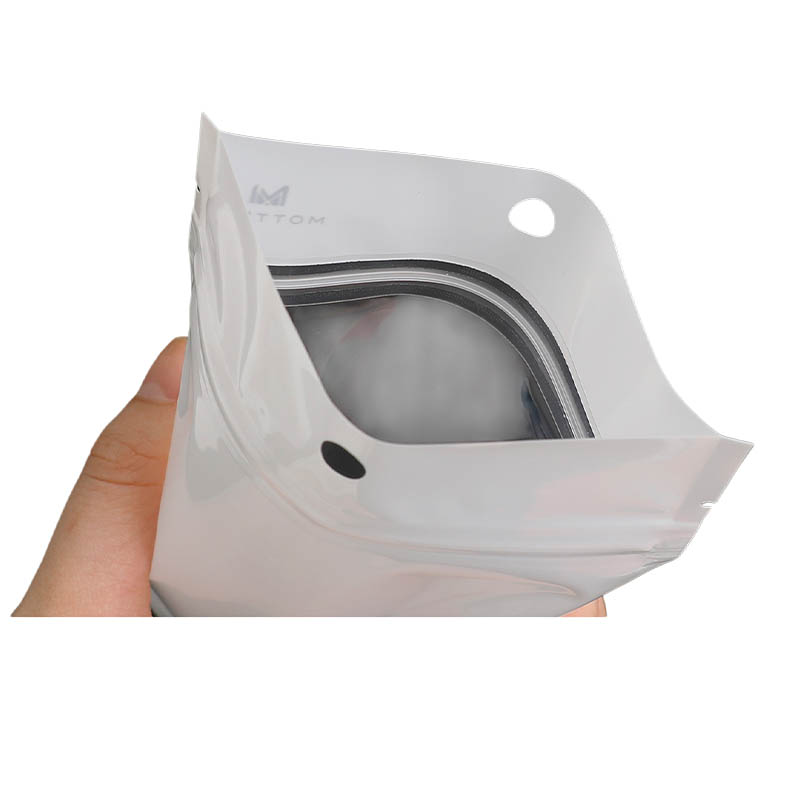 Pearl Film Yin-Yang Bone Bag